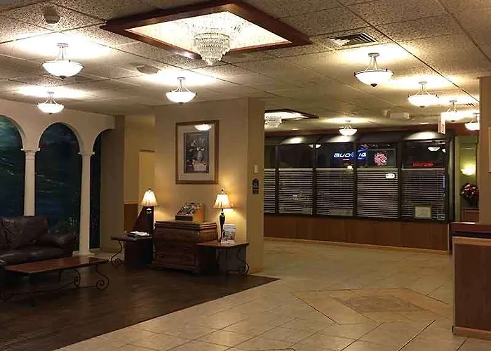 Magnuson Grand North