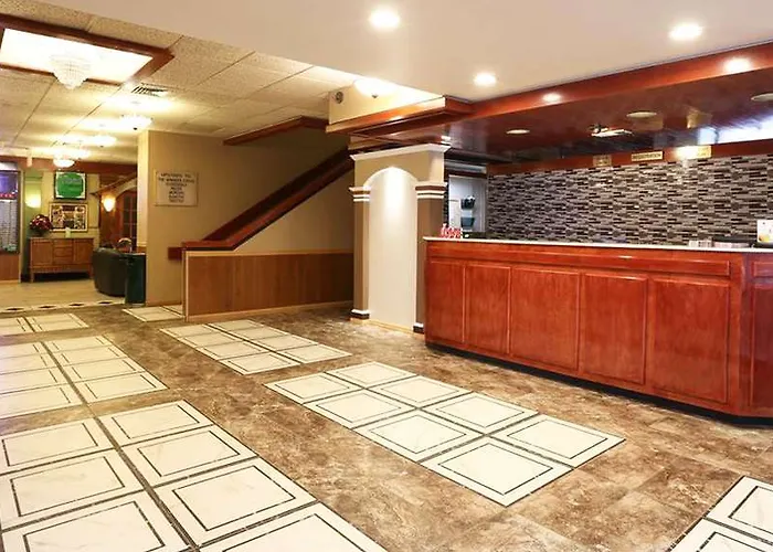 Magnuson Grand North Hotel 3*