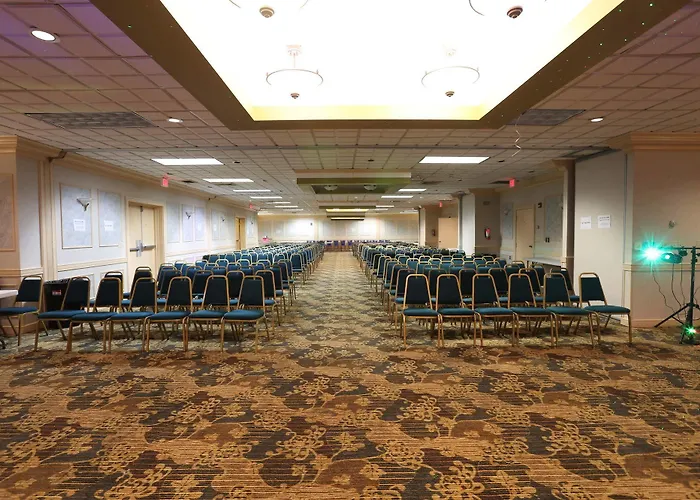 Hotel Magnuson Grand North